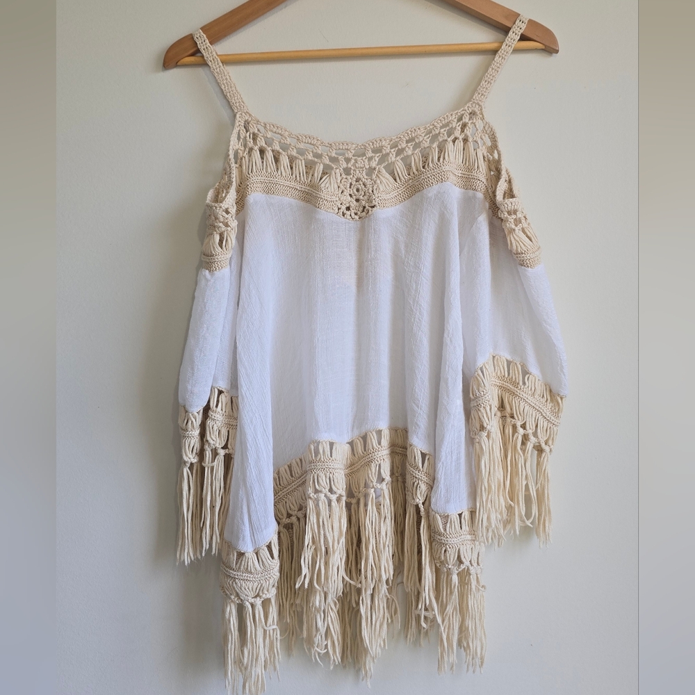 Dreamers Fringe Crochet Cold-Shoulder Boho Top in White & Cream Size S - Picture 2 of 5